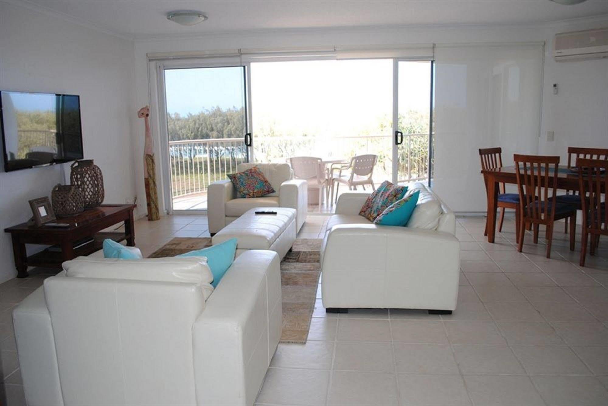 Surfside On The Beach Buddina Esterno foto